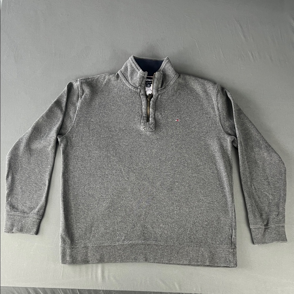 Tommy Hilfiger‎ Men's size XL 1/4 zip Charcoal Sweatshirt